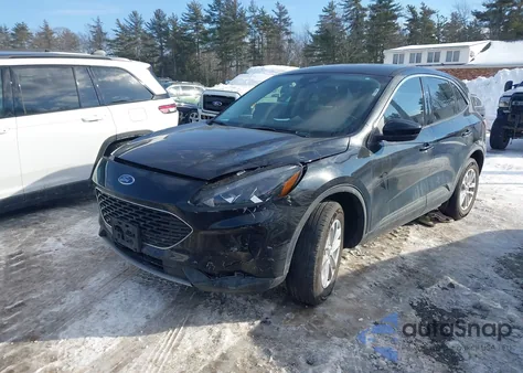 2021 Ford Escape Se Hybrid z USA, uszkodzony, nr VIN 1FMCU9BZ4MUB05331